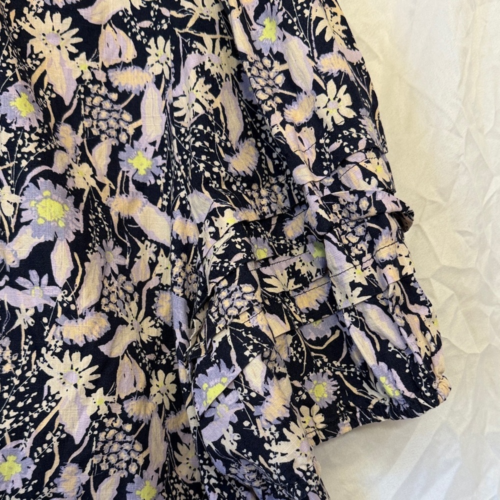 Ava & Viv Black Floral Peasant Blouse with Cream and Yellow Accents - Picture 2 of 4
